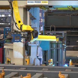 How is the body of a dump truck made?